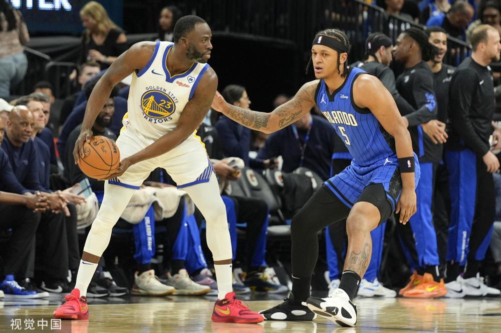 足球训练应 足球训练应