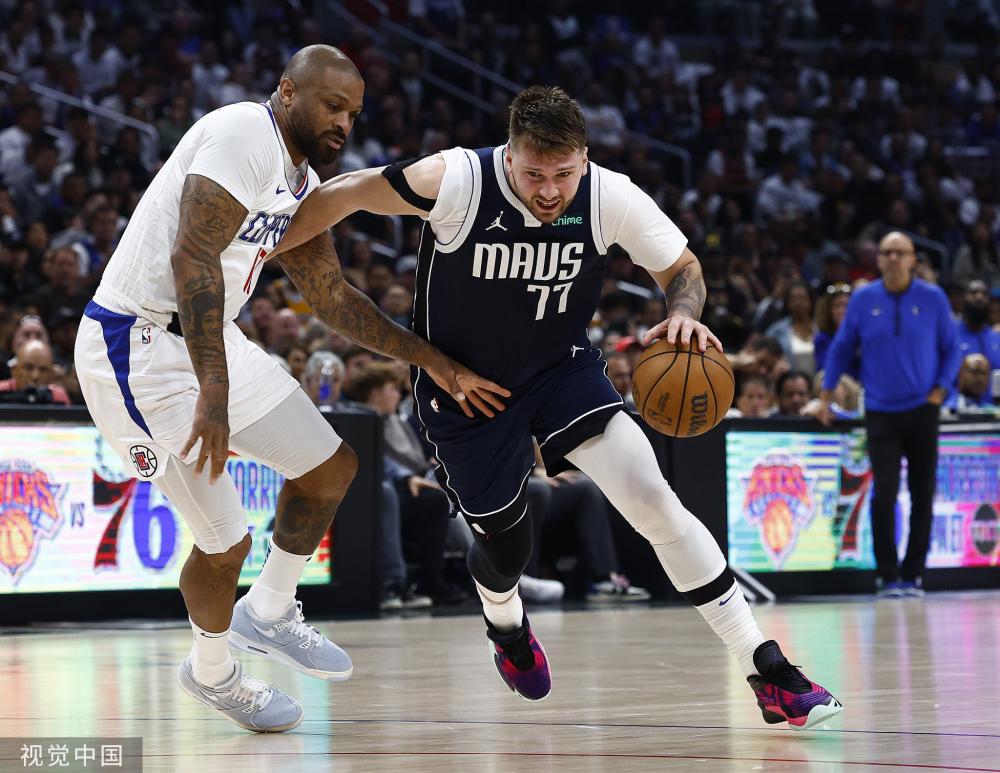 千万美元的 千万美元的