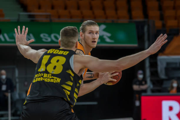 欧洲赛场实 欧洲赛场实